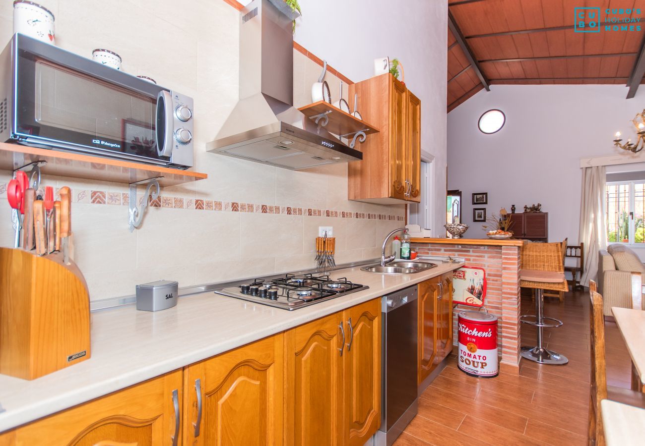 Kitchen of this apartment in Alhaurín de la Torre