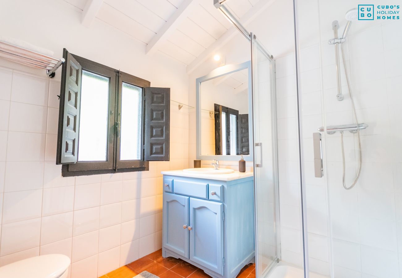 Bathroom of this farm in Alhaurín el Grande