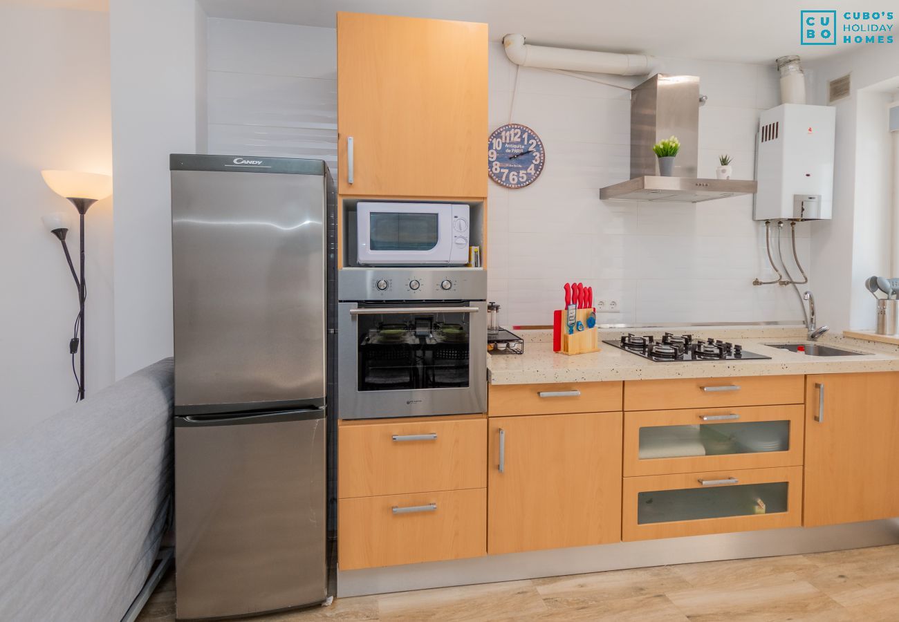 Kitchen of this apartment in Rincón de la Victoria