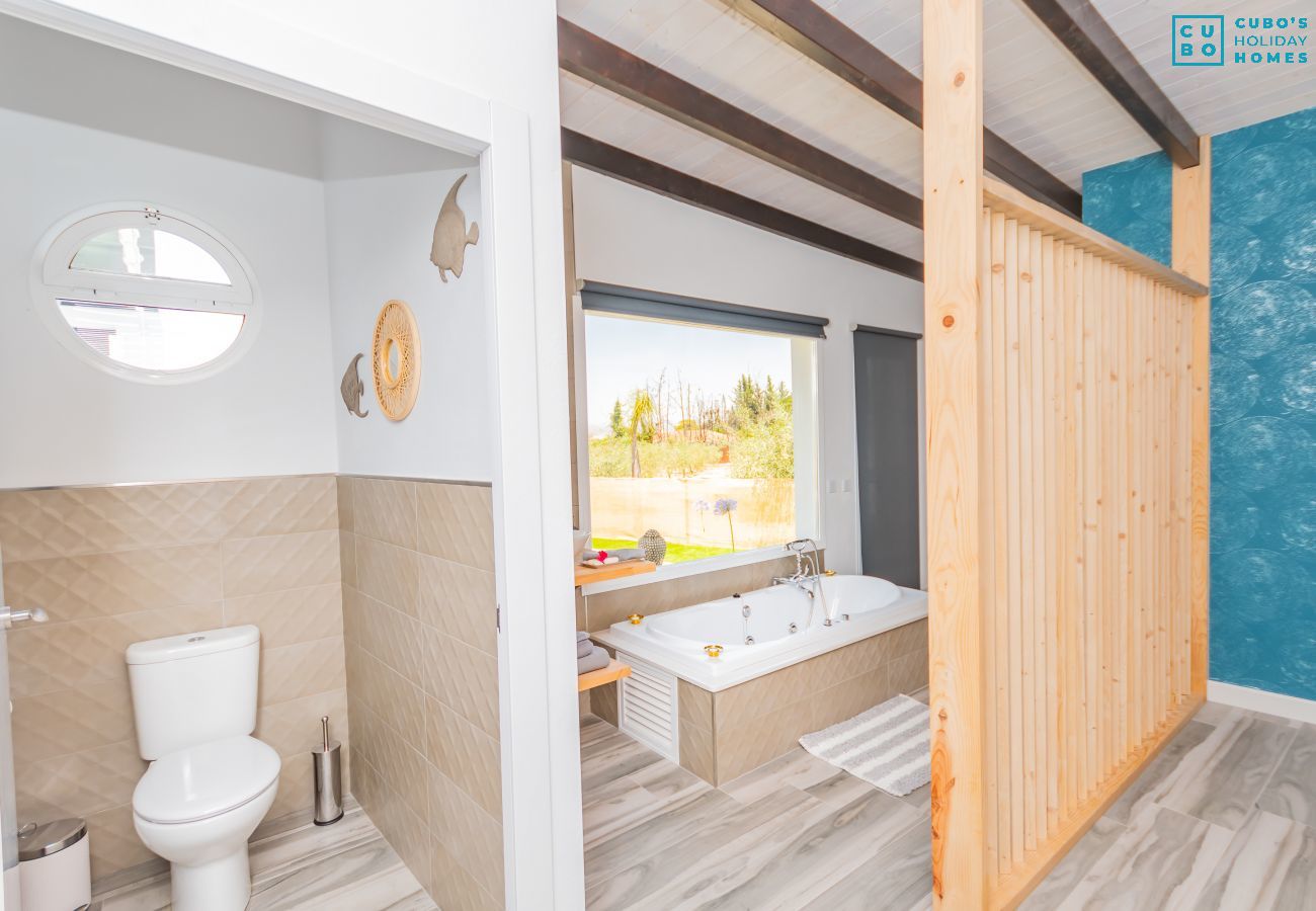 Bathroom of this farm in Alhaurín el Grande