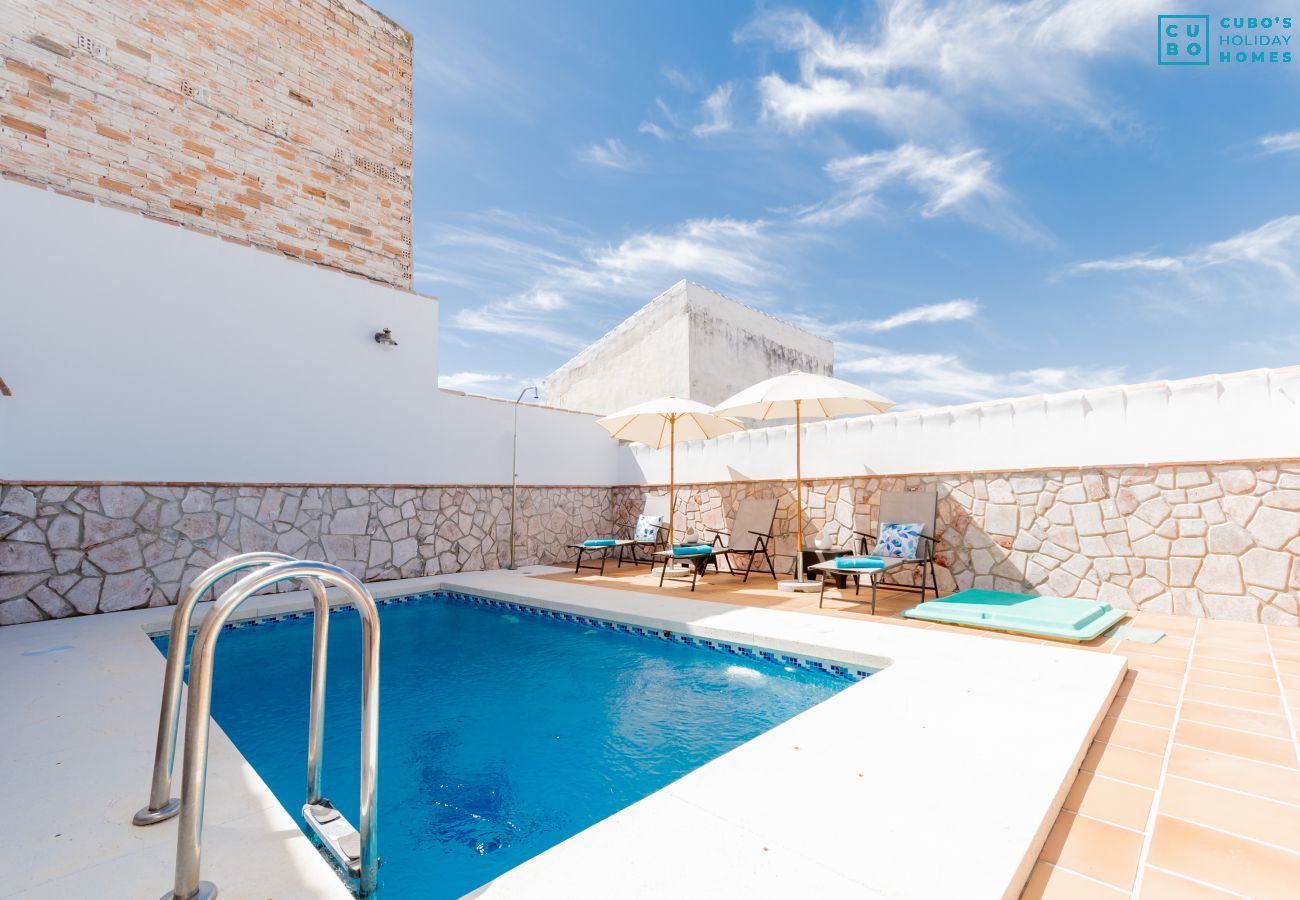 Pool of this house in El Torcal