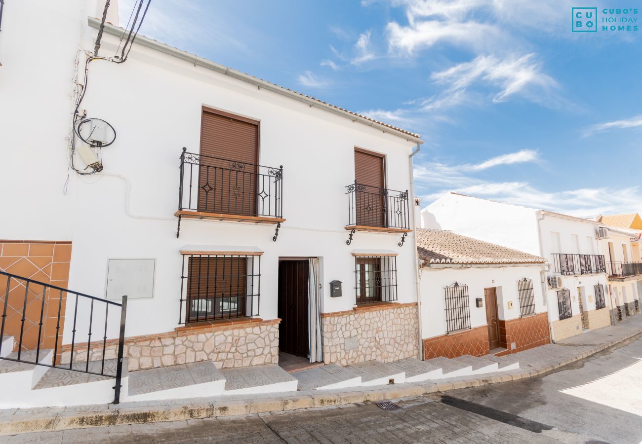 Facade of this house in El Torcal