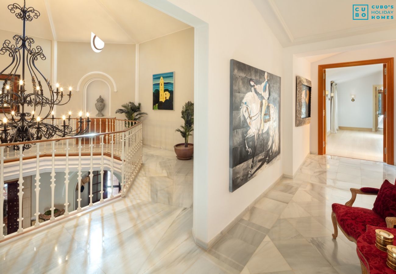 Villa in Marbella - Cubo's Luxury Mansion El Baron de Sierra Blanca