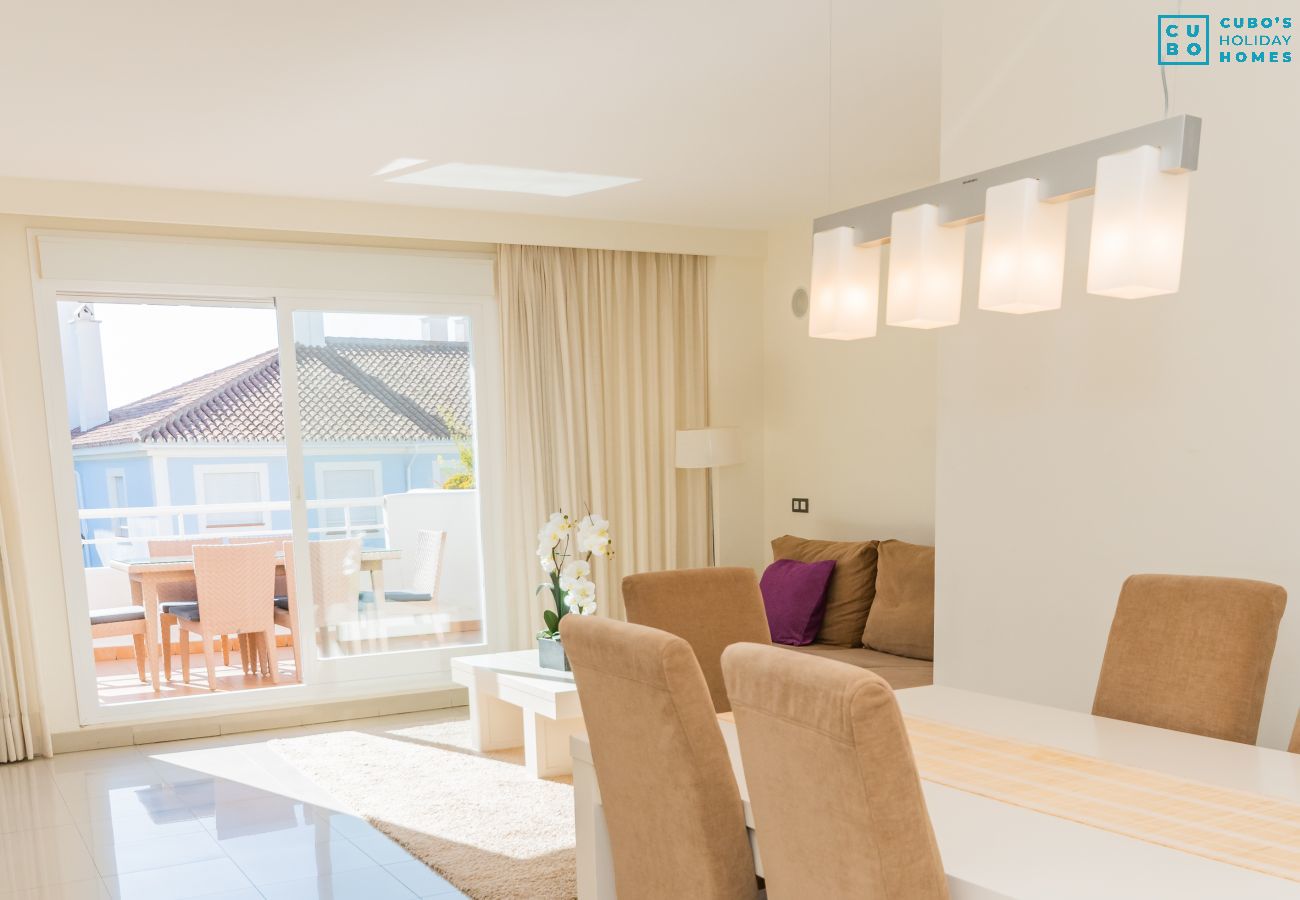 Dining room of this apartment in Marbella