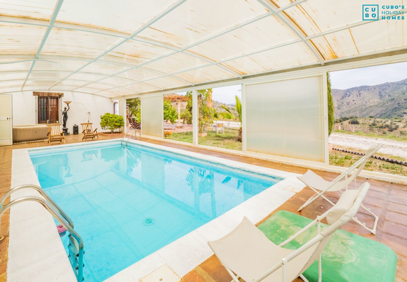 Cottage in Casabermeja - Cubo's Casa Buena Aventura Pool & Jacuzzy Included