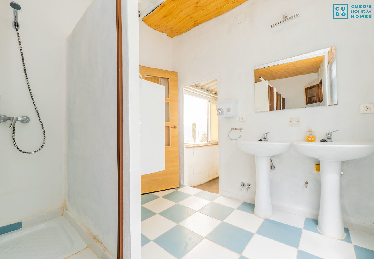 Cottage in Casabermeja - Cubo's Casa Buena Aventura Pool & Jacuzzy Included