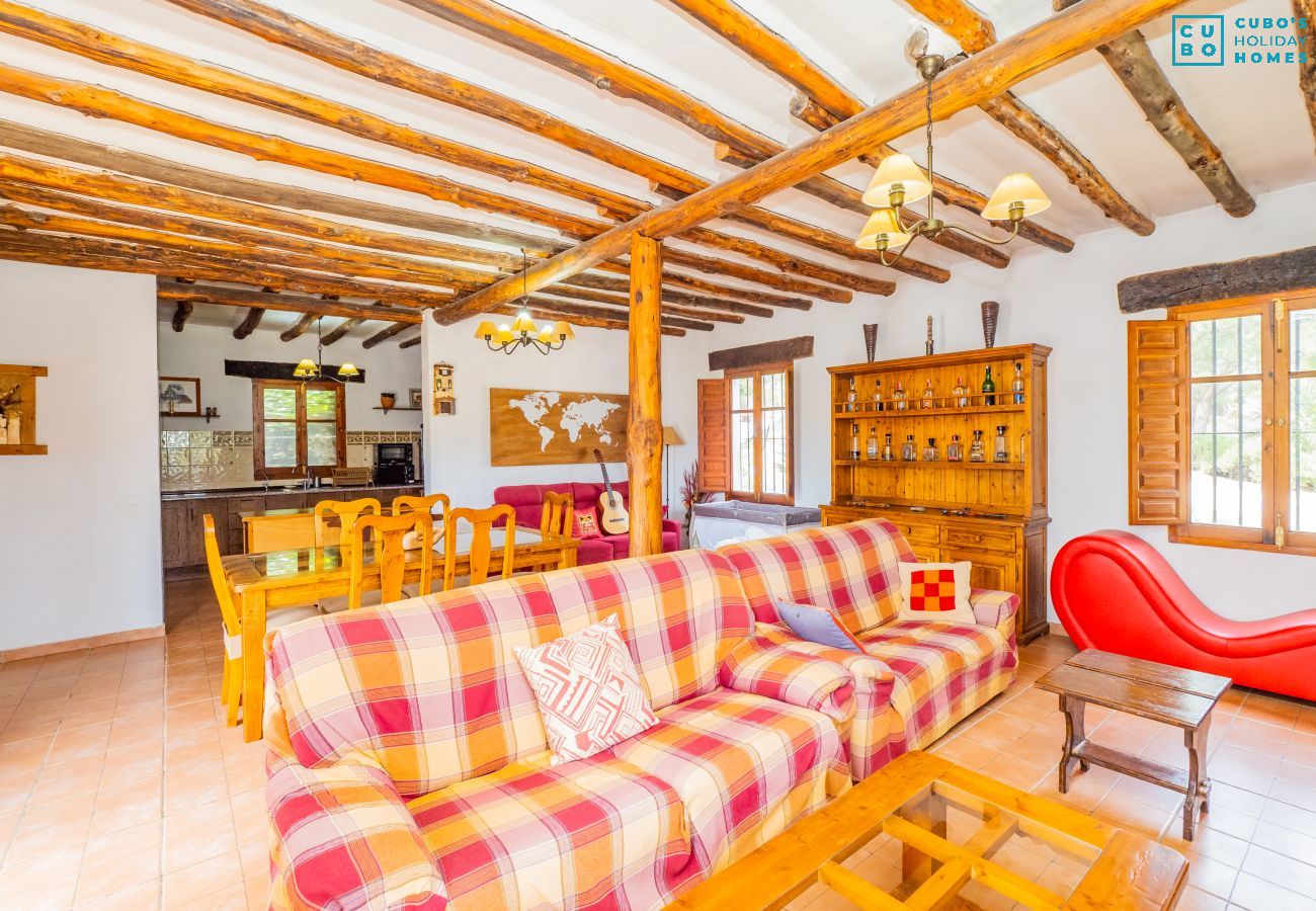 Cottage in Casabermeja - Cubo's Casa Buena Aventura Pool & Jacuzzy Included