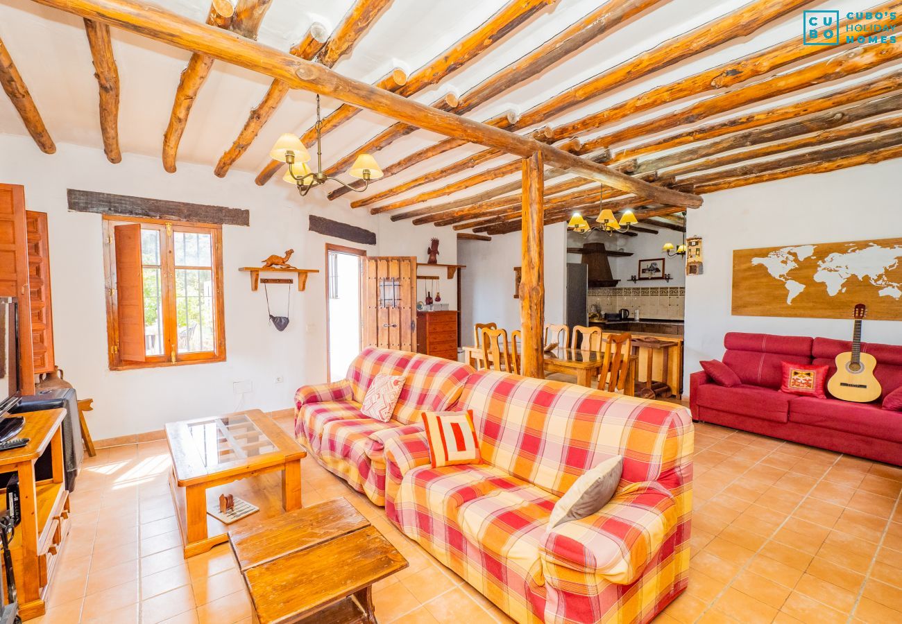 Cottage in Casabermeja - Cubo's Casa Buena Aventura Pool & Jacuzzy Included
