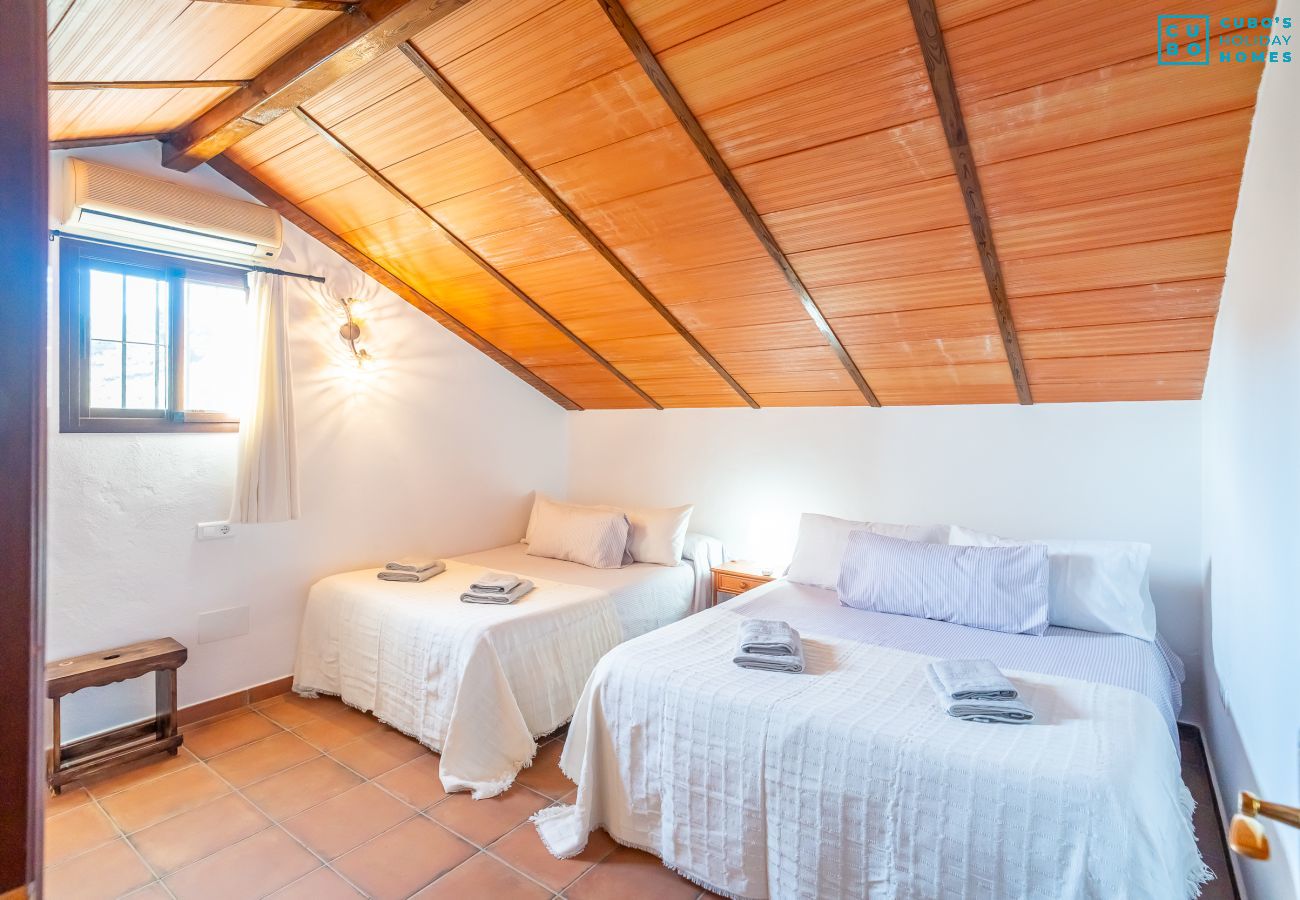 Cottage in Yunquera - Cubo's Casa Mi Recreo High Privacy