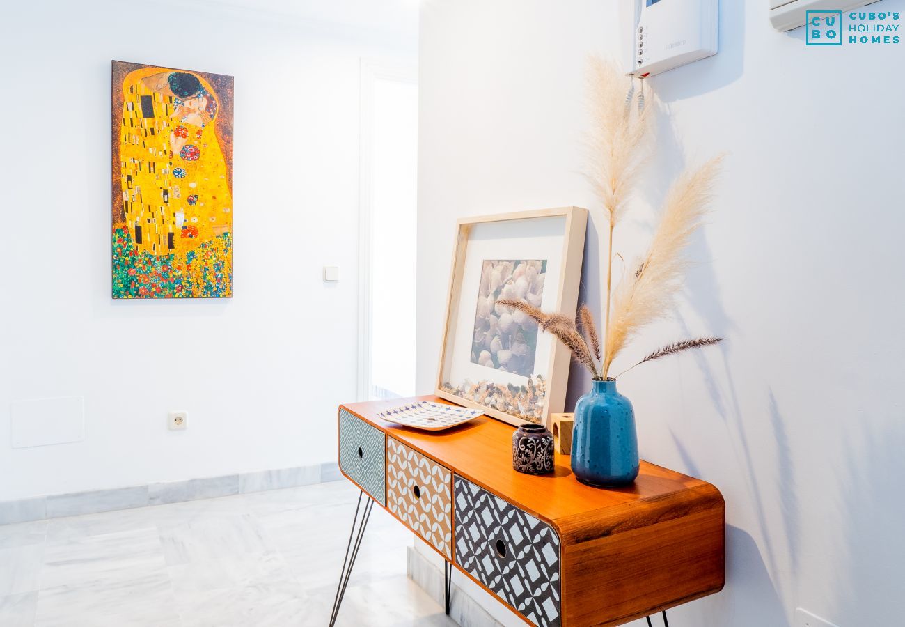 Entrance of this apartment in Los Naranjos (Marbella)