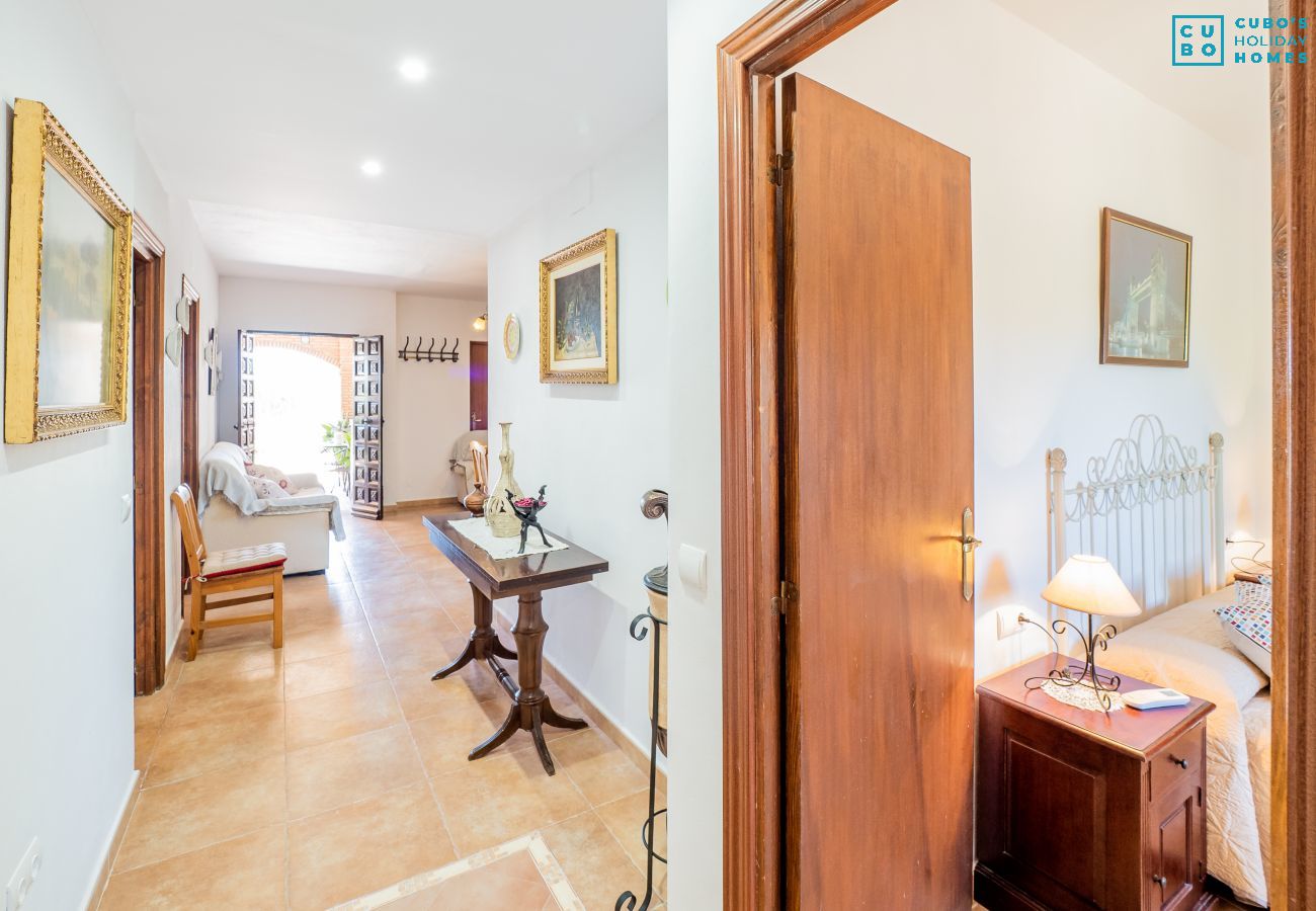 Entrance of this rural house in Alhaurín el Grande