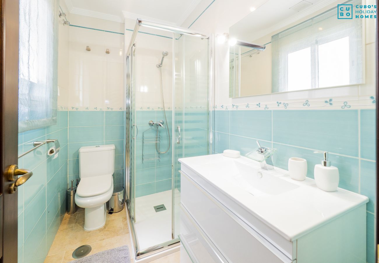 Bathroom of this apartment in Alhaurín el Grande