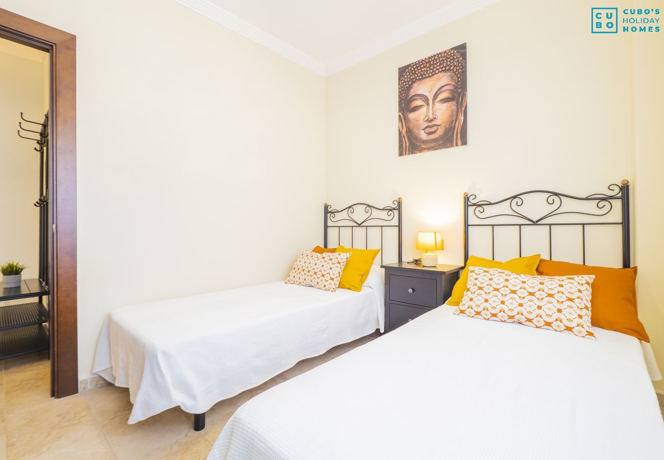 Children's bedroom this apartment in Alhaurín el Grande