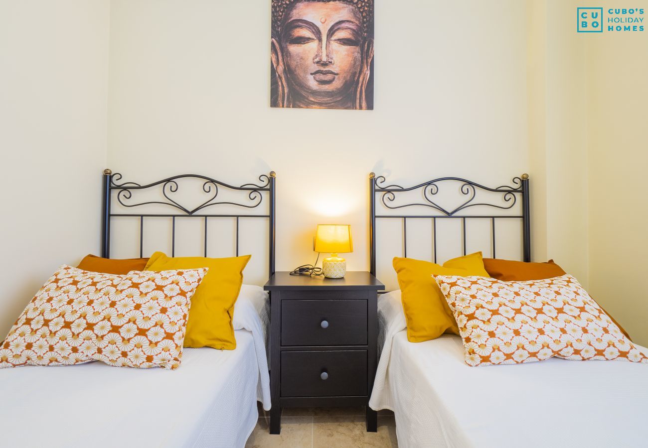 Children's bedroom this apartment in Alhaurín el Grande