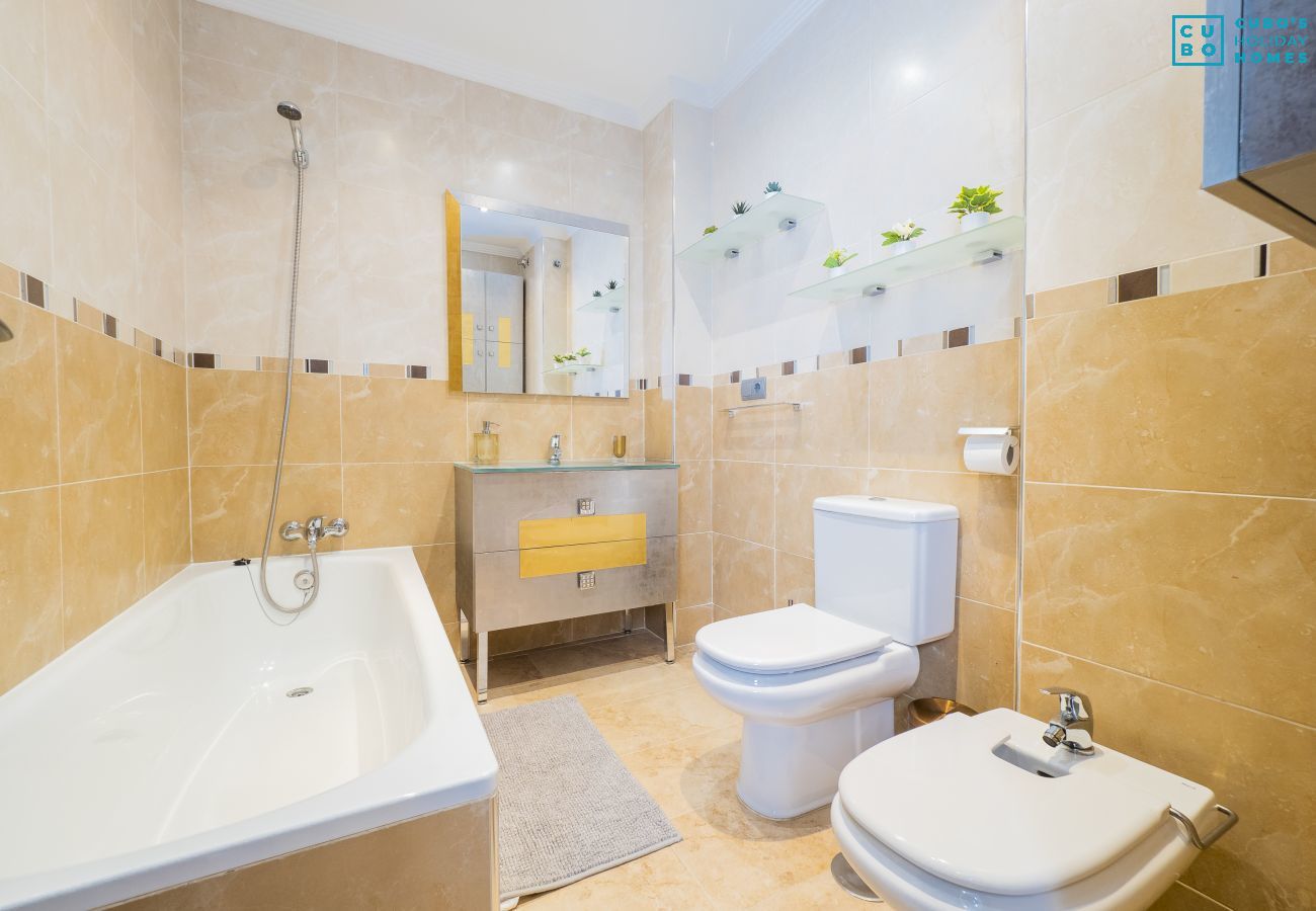 Bathroom of this apartment in Alhaurín el Grande