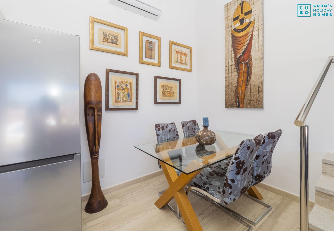 Dining room of this farm in Alhaurín el Grande