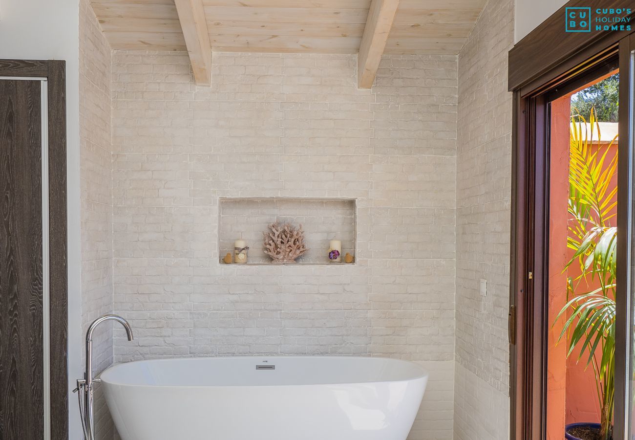 Bathroom of this farm in Alhaurín el Grande