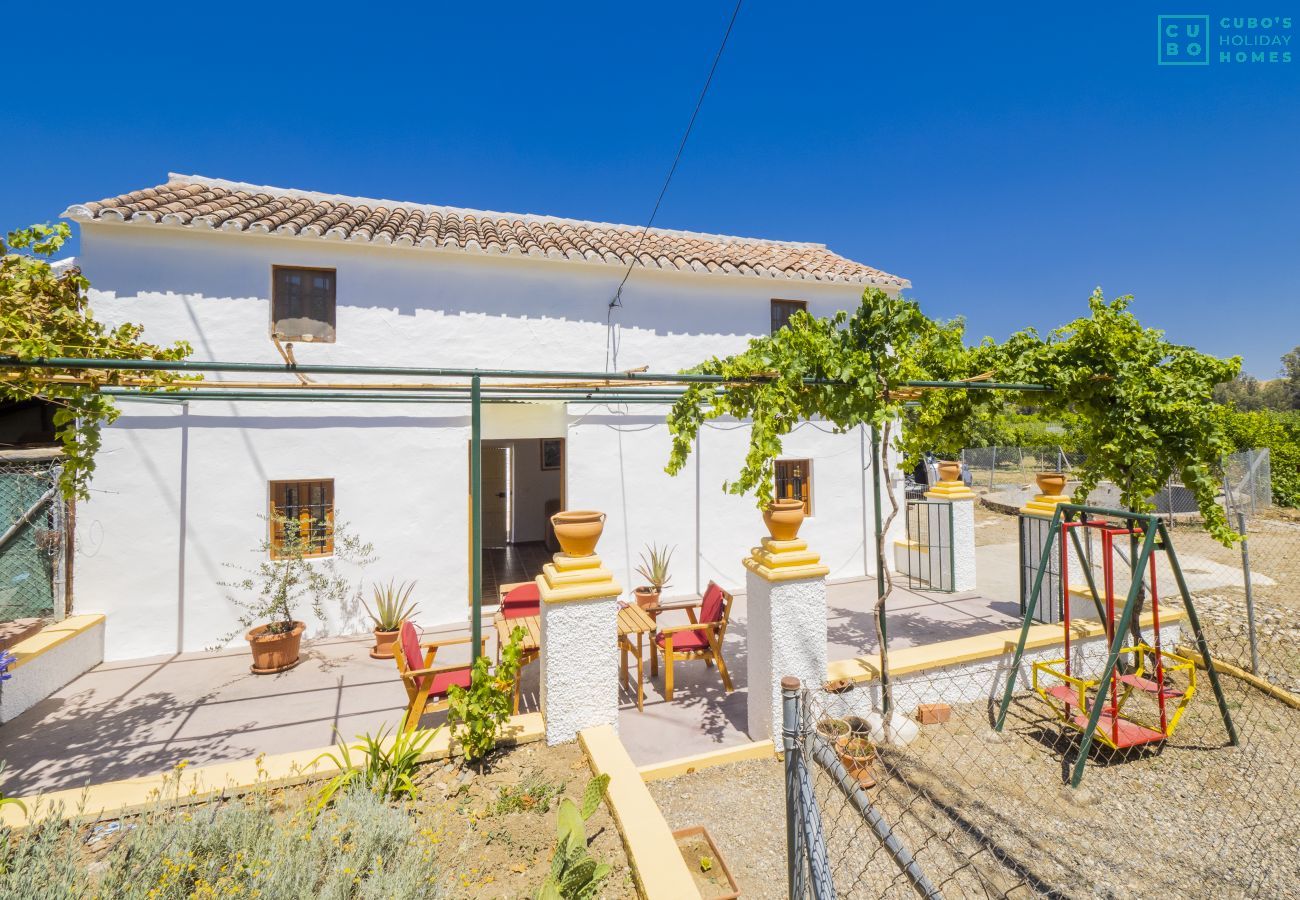 Terrace of this farm in Coín