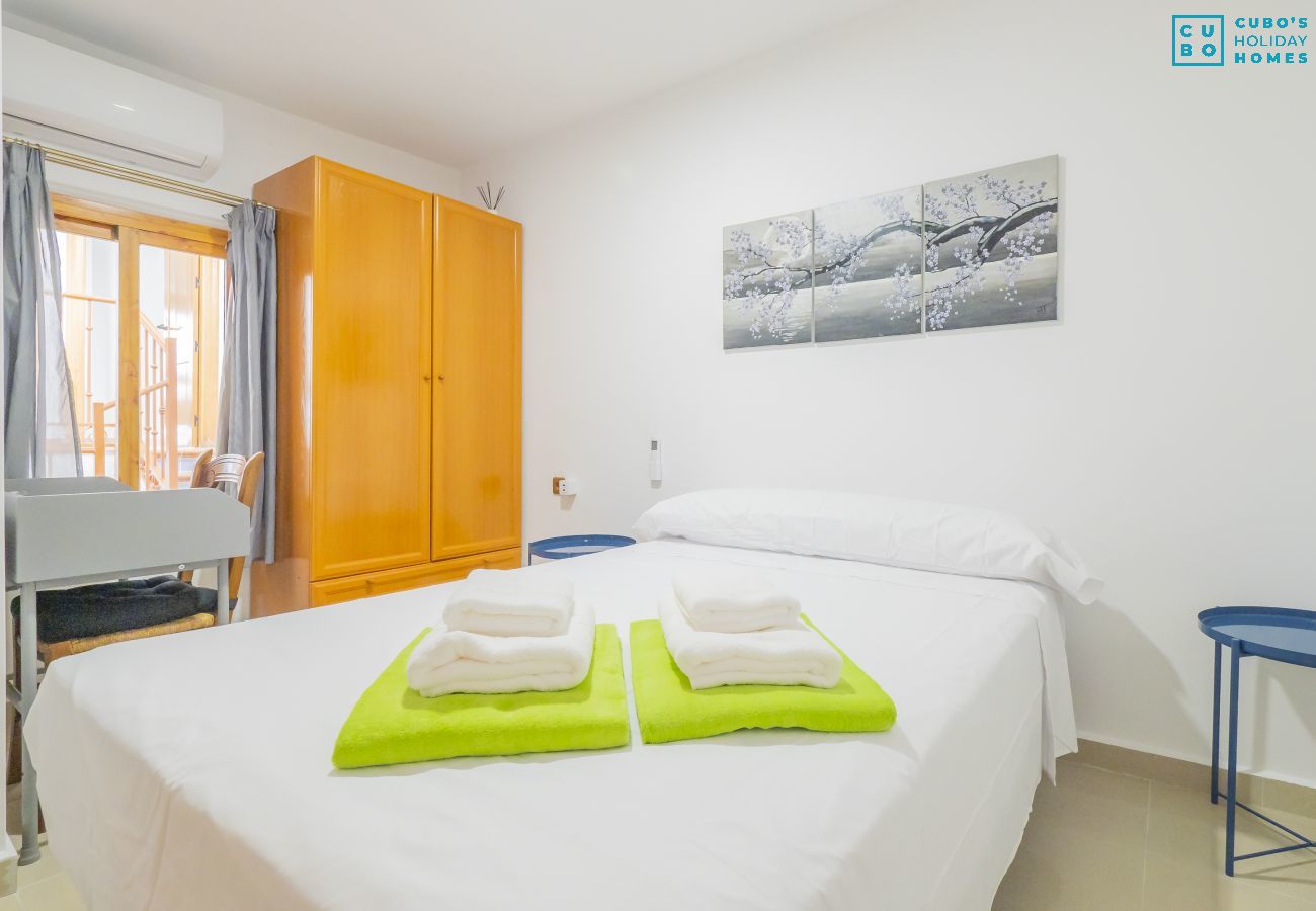 Bedroom of this rural house in Álora, near the Caminito del Rey