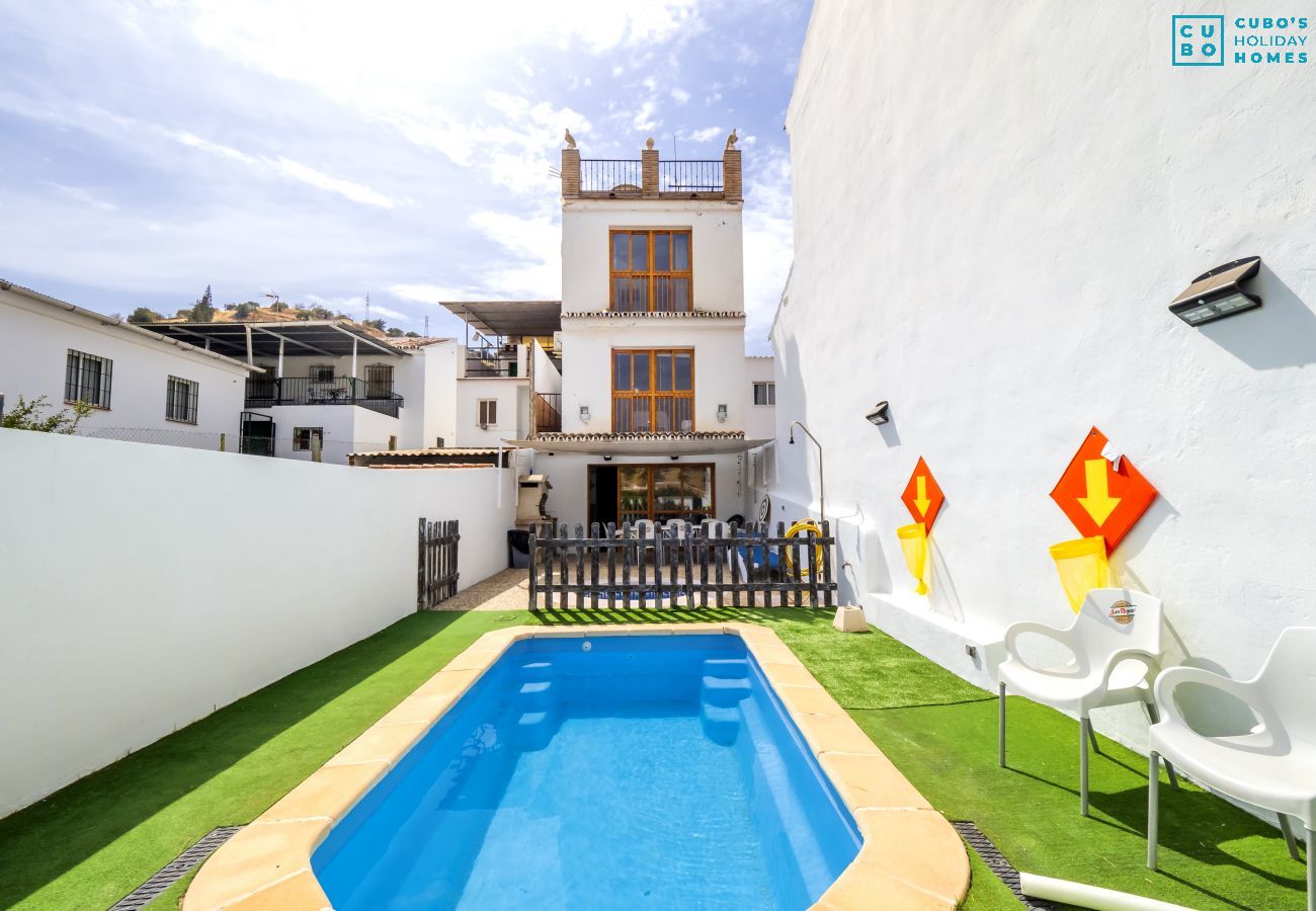 Pool of this rural house in Álora, near the Caminito del Rey