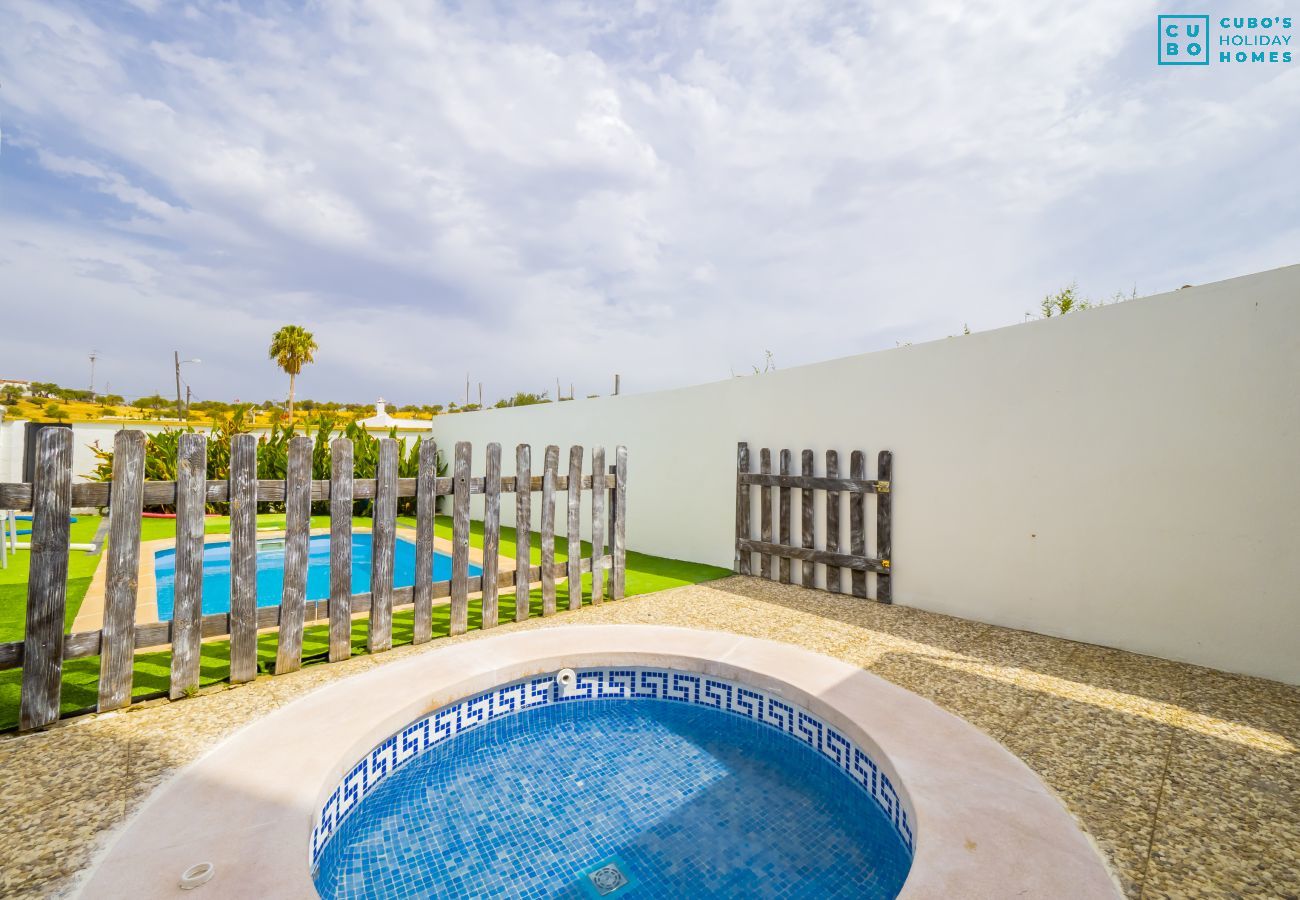 Jacuzzi of this rural house in Álora, near the Caminito del Rey