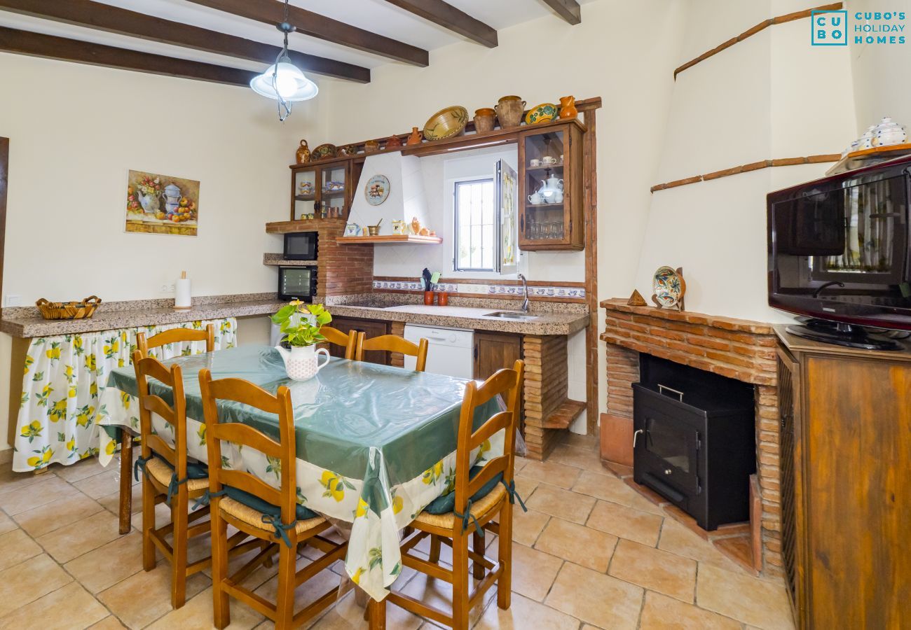 Kitchen of this rural house in Pizarra