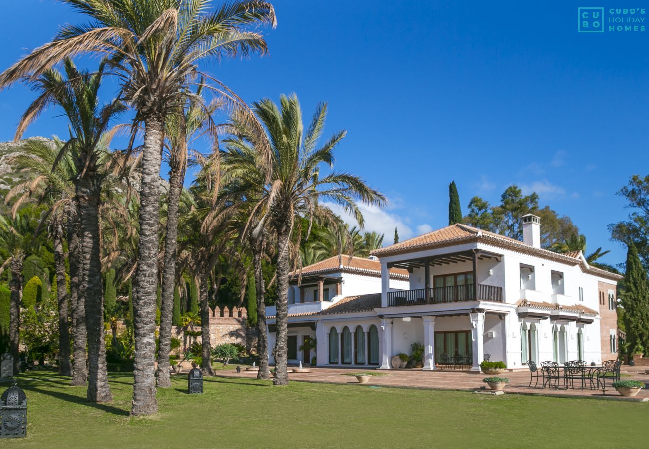 Exterior of this luxury villa in Malaga