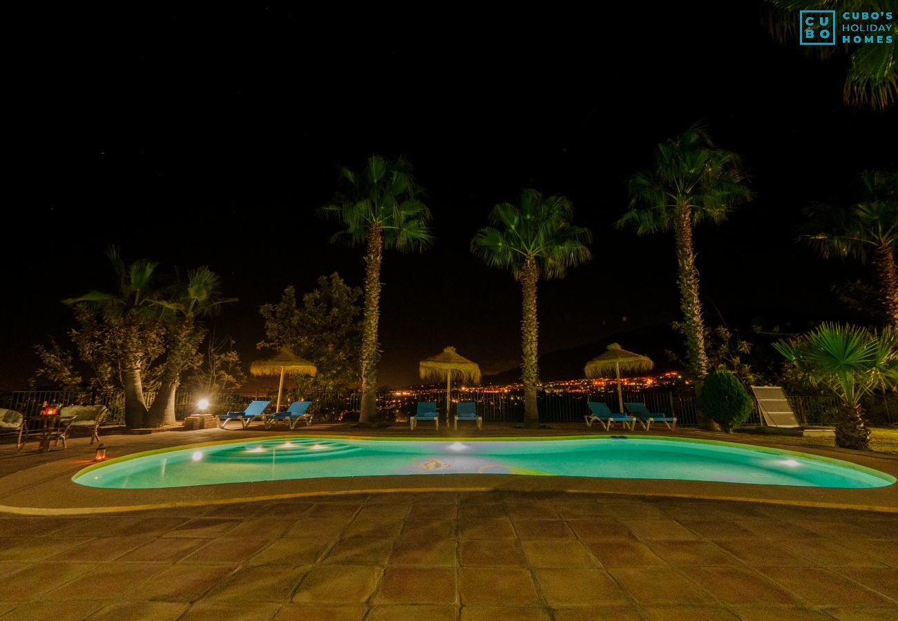 Private pool of this Finca in Alhaurín el Grande