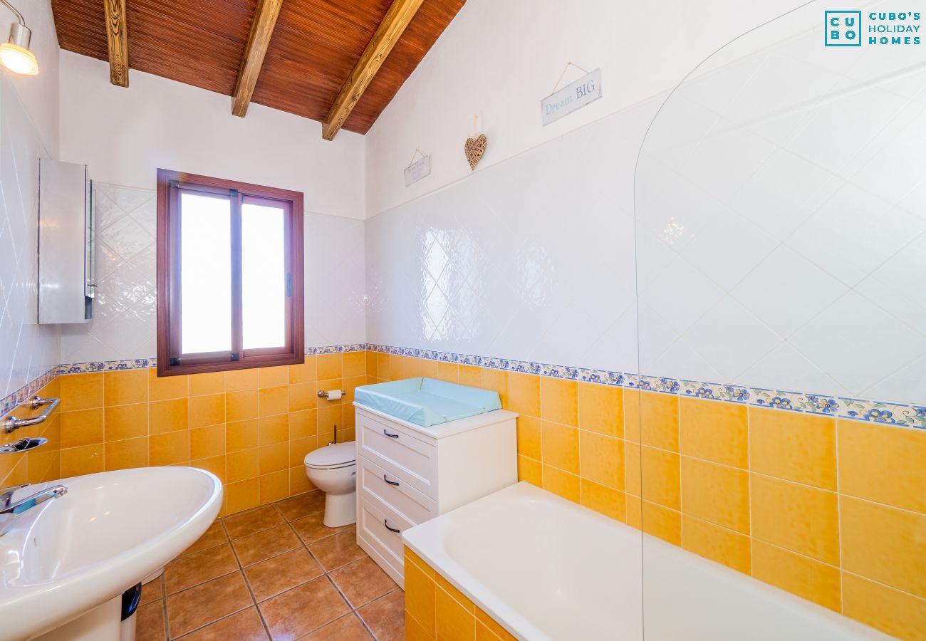 Bathroom of this Finca in Alhaurín el Grande