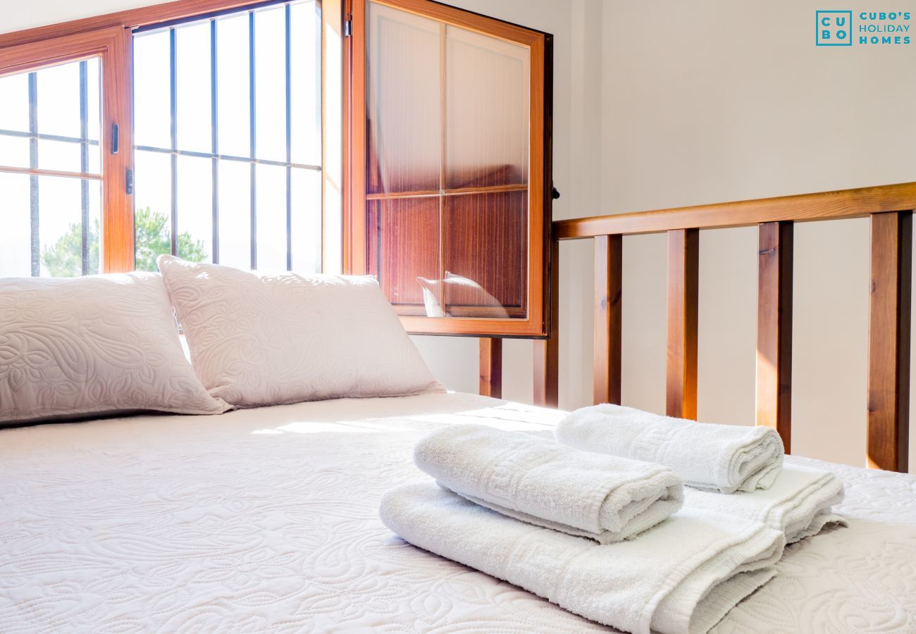 Bedroom of this rural house in Cártama