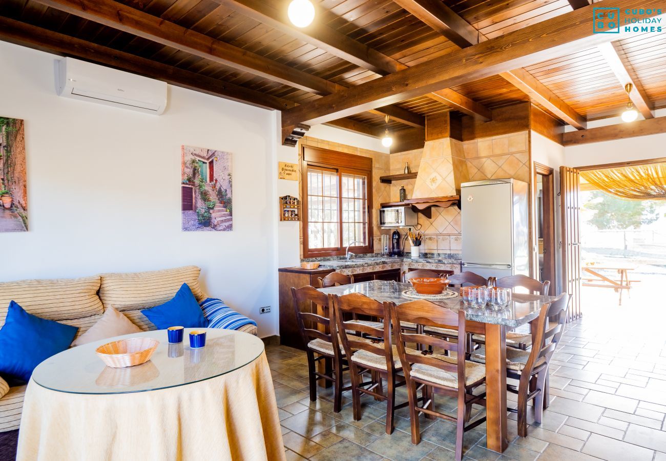 Living room of this rural house in Cártama