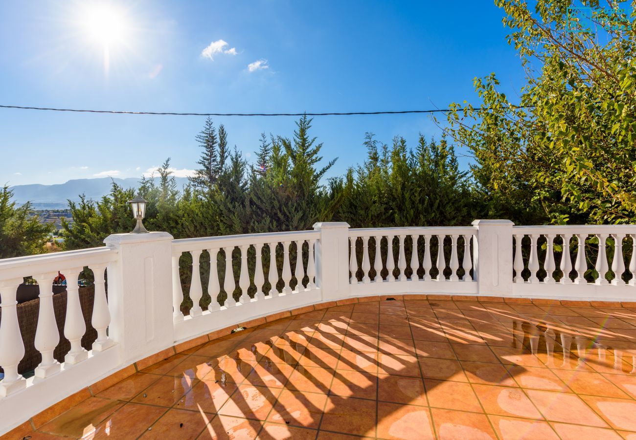Terrace of this rural house in Cártama