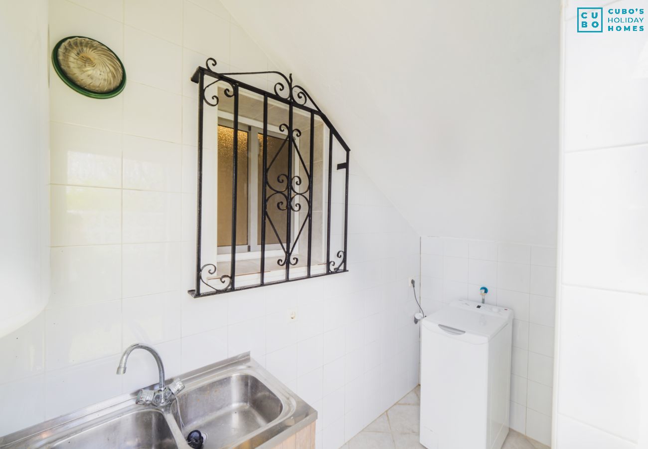 Chalet in Marbella - Cubo's Beach House Marbella Sun .