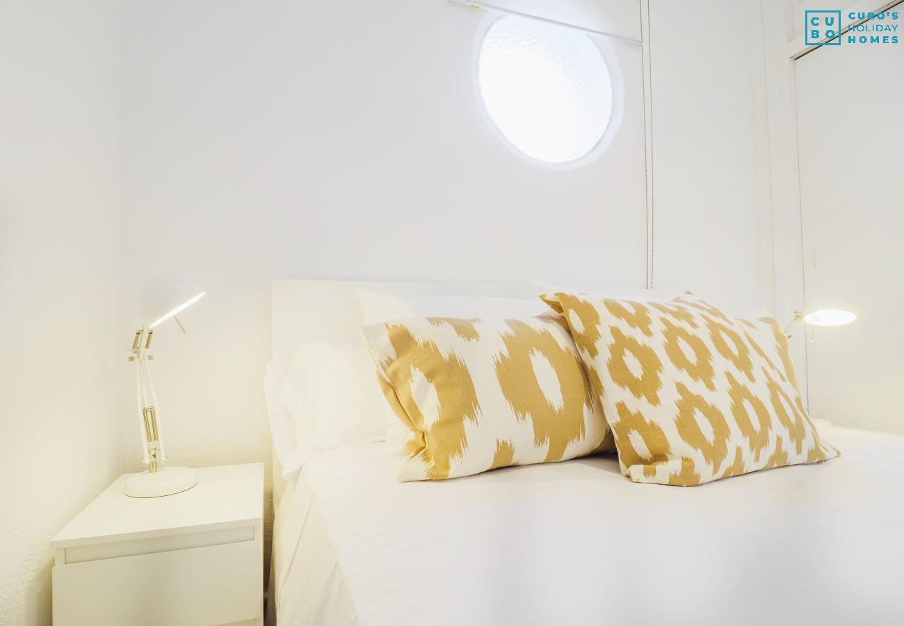 Chalet in Marbella - Cubo's Beach House Marbella Sun .