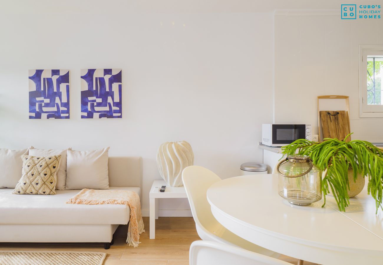 Chalet in Marbella - Cubo's Beach House Marbella Sun .