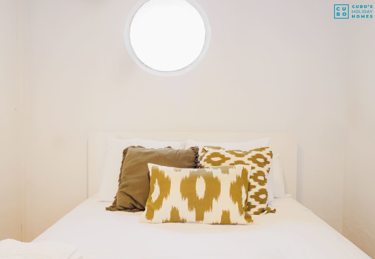 Chalet in Marbella - Cubo's Beach House Marbella Sun .
