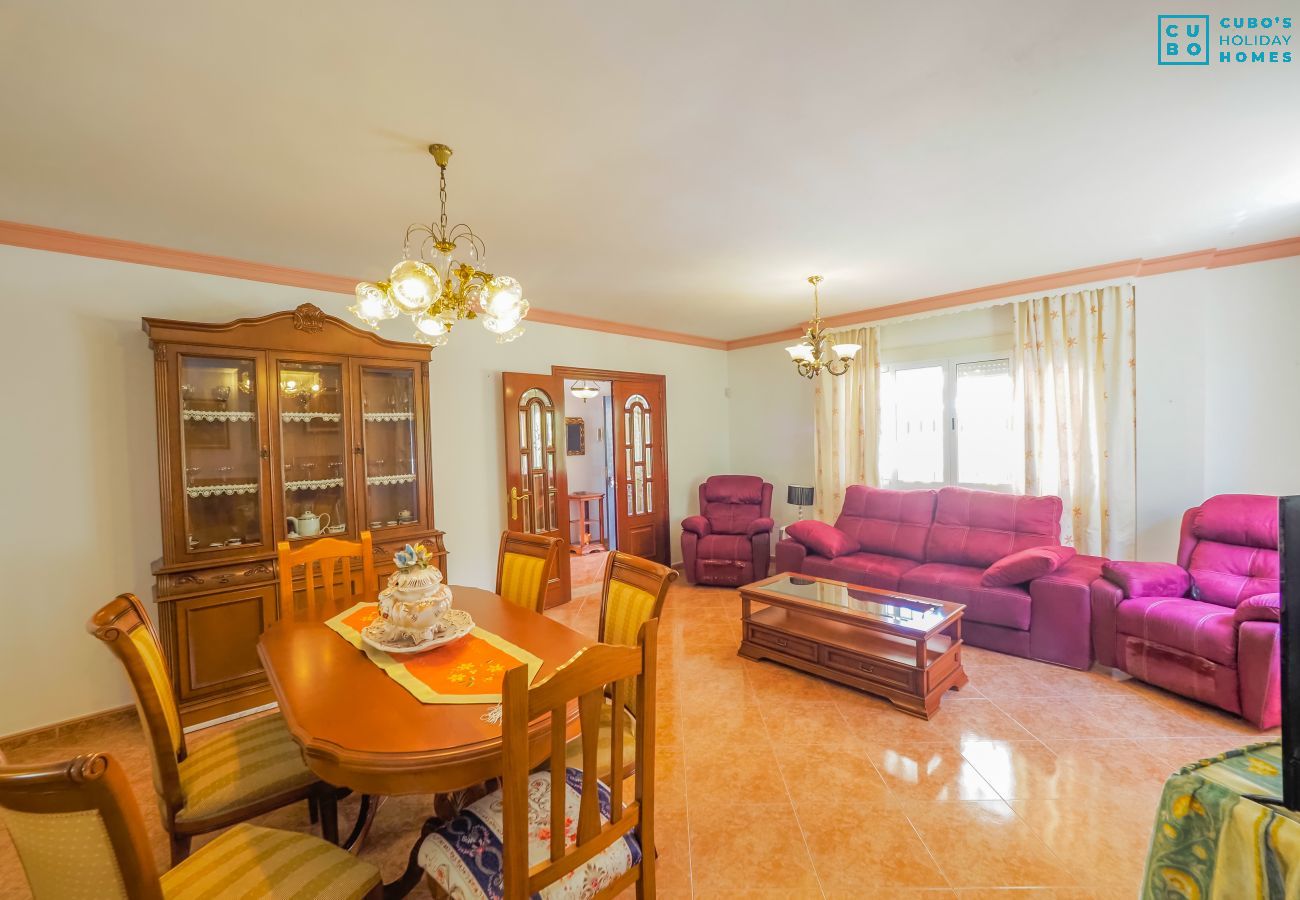 House in Alhaurin de la Torre - Cubo's Chalet de La Abuela