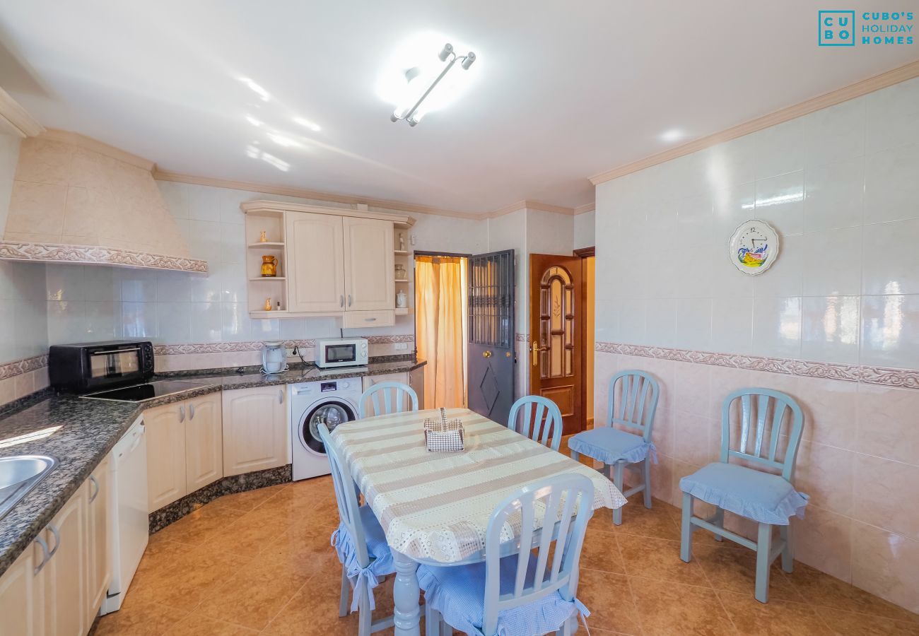 House in Alhaurin de la Torre - Cubo's Chalet de La Abuela