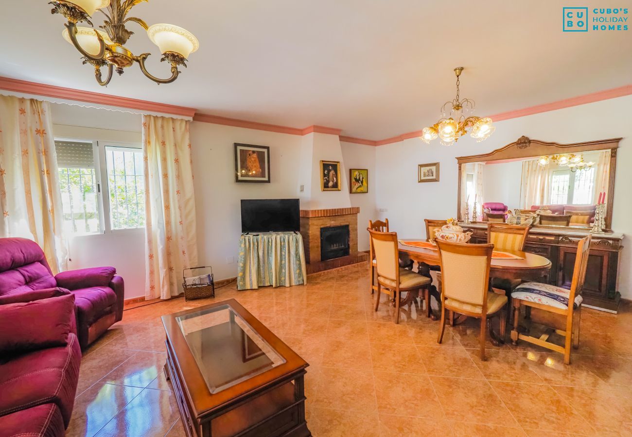 House in Alhaurin de la Torre - Cubo's Chalet de La Abuela