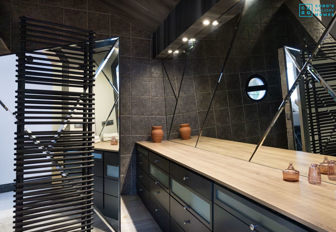 Villa in Alhaurín el Grande - Cubo's Villa Le Corbusier