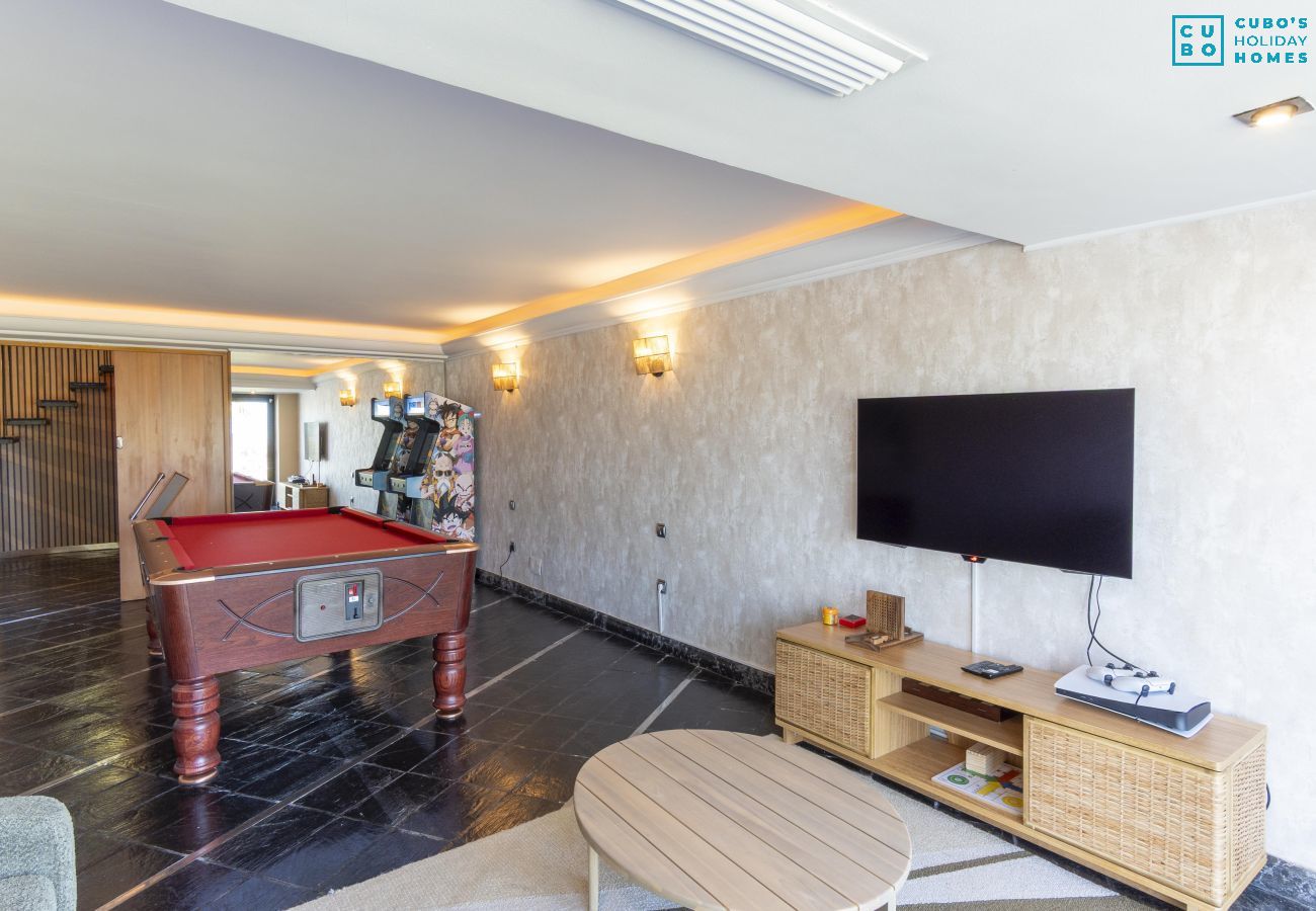 Villa in Alhaurín el Grande - Cubo's Villa Le Corbusier