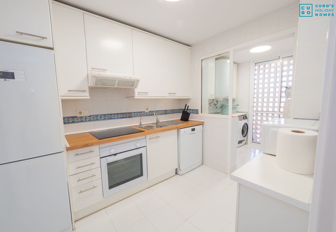 Apartment in Marbella - Cubo's Marbella Costa del Sol Parking Incluido