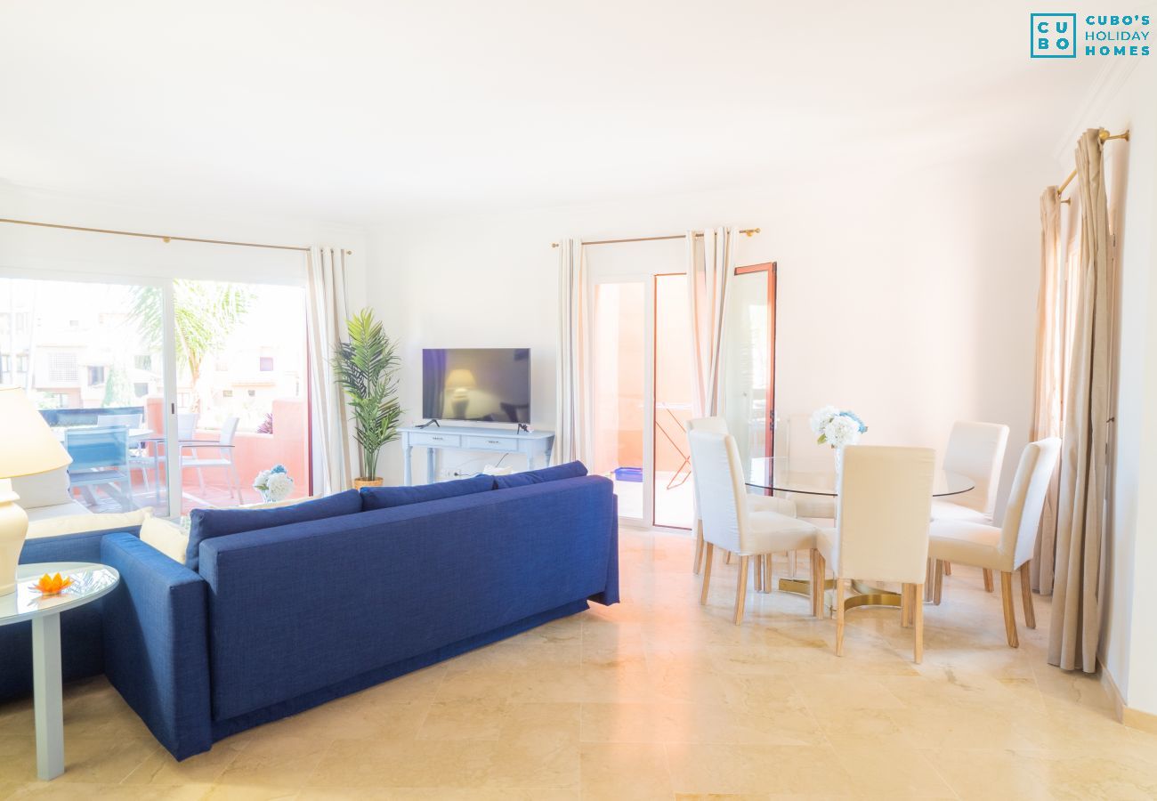Apartment in Marbella - Cubo's Marbella Costa del Sol Parking Incluido