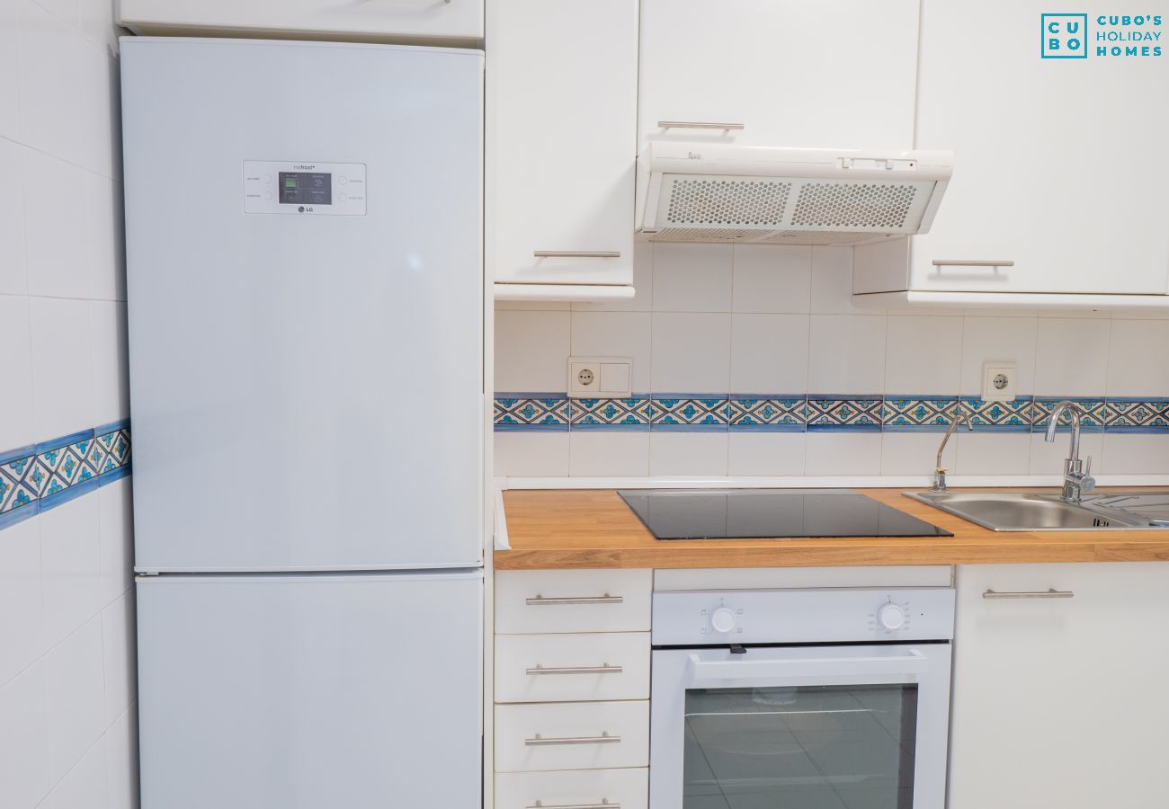 Apartment in Marbella - Cubo's Marbella Costa del Sol Parking Incluido