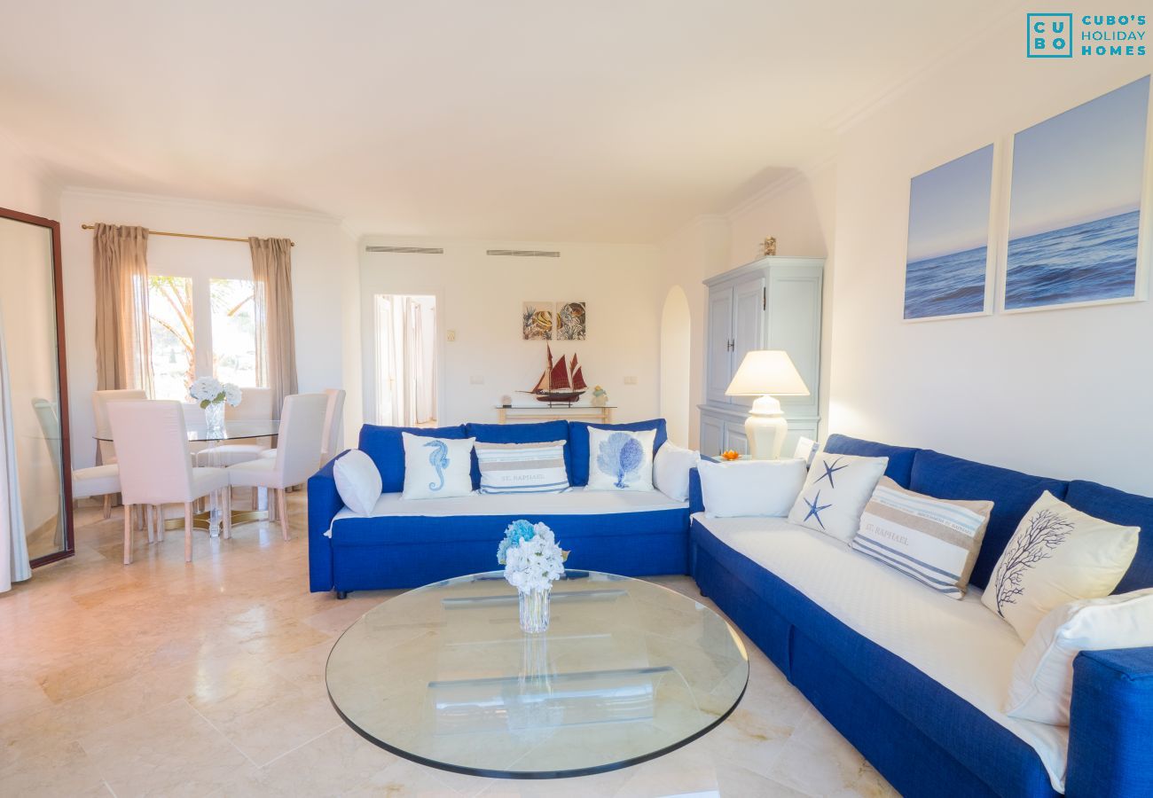 Apartment in Marbella - Cubo's Marbella Costa del Sol Parking Incluido