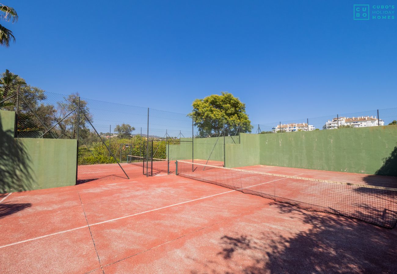 Apartment in Marbella - Cubo's Marbella Costa del Sol Parking Incluido
