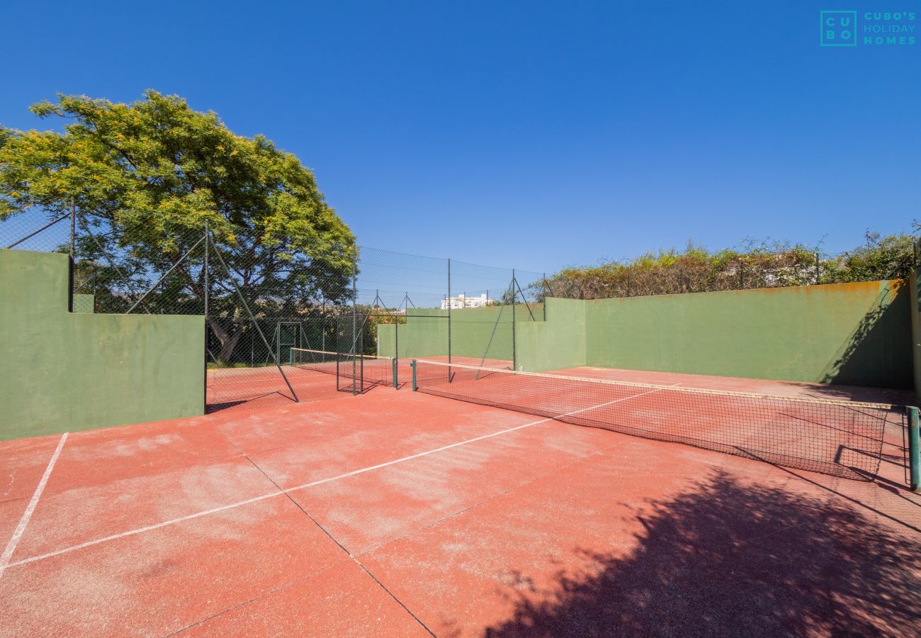Apartment in Marbella - Cubo's Marbella Costa del Sol Parking Incluido