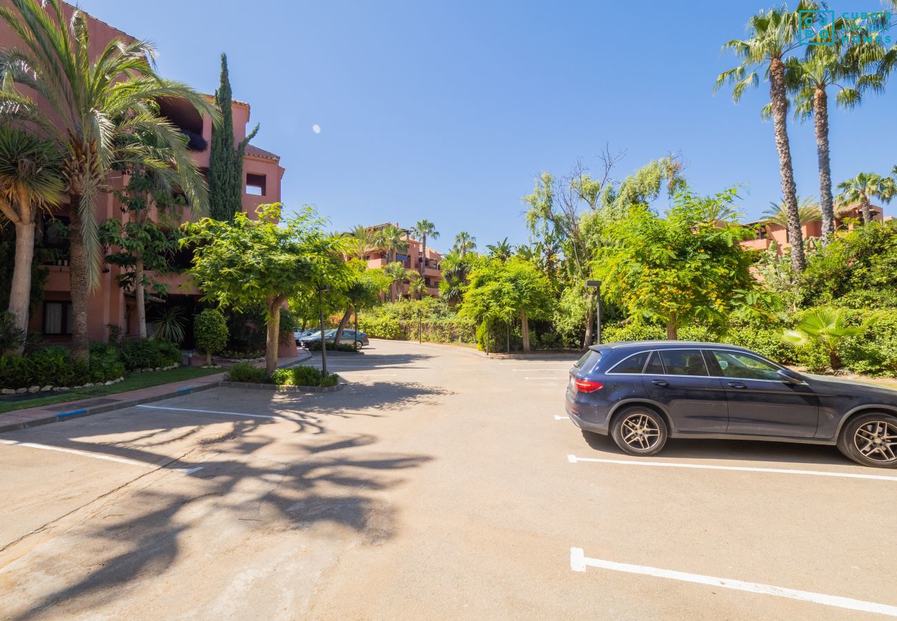 Apartment in Marbella - Cubo's Marbella Costa del Sol Parking Incluido