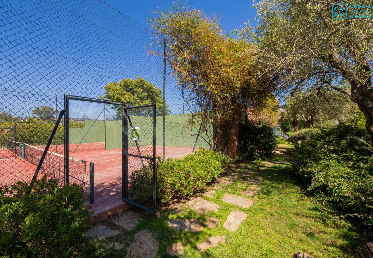 Apartment in Marbella - Cubo's Marbella Costa del Sol Parking Incluido