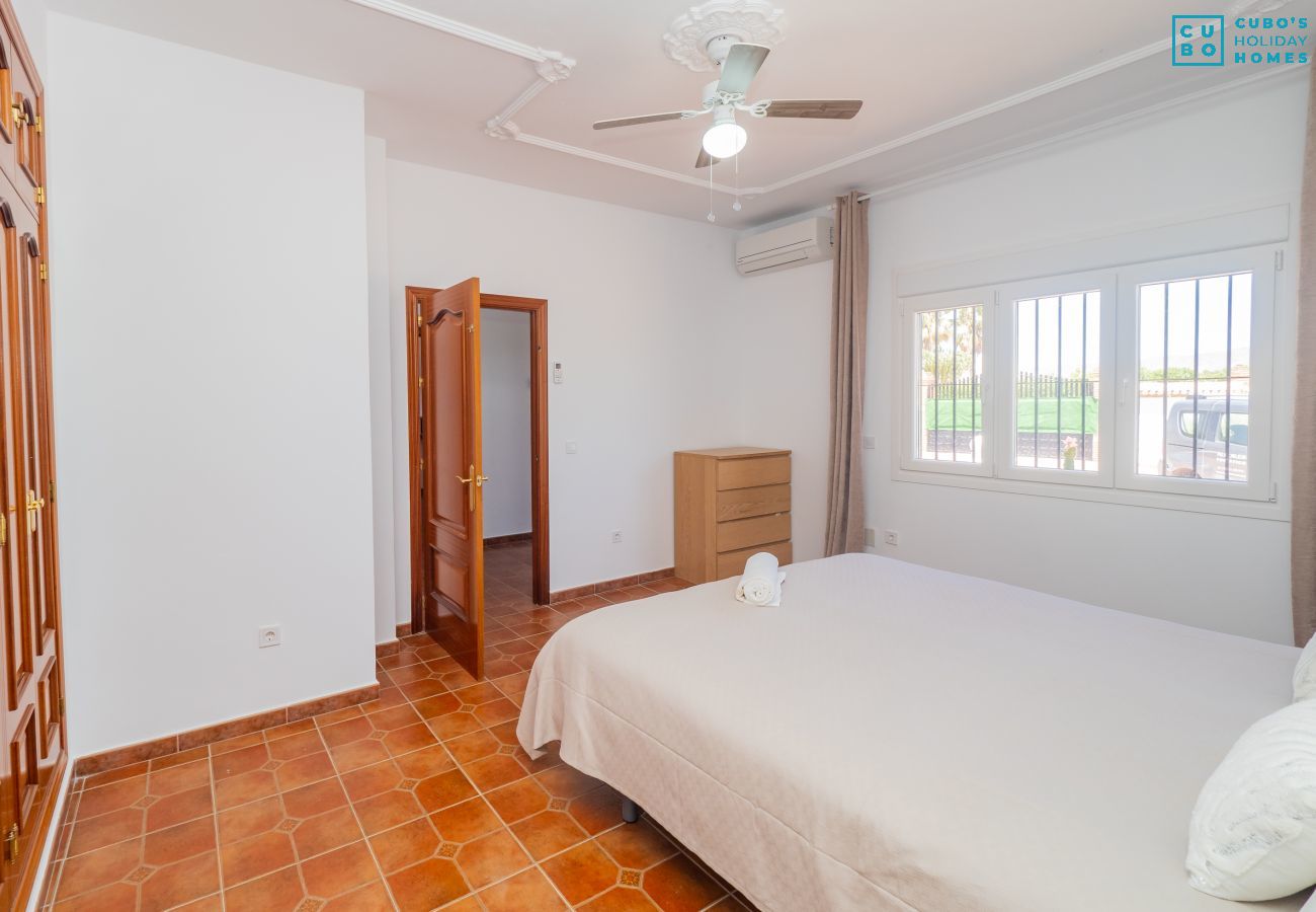Villa in Alhaurin de la Torre - Cubo's Villa Blanca Alhaurin